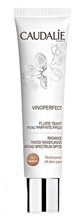 parafarmacia comprar  CAUDALIE VINOPERFECT fluido con color 02 Medium fps20 40 ml